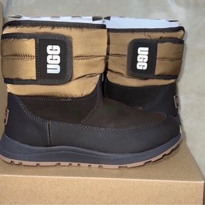 - UGG TOTY